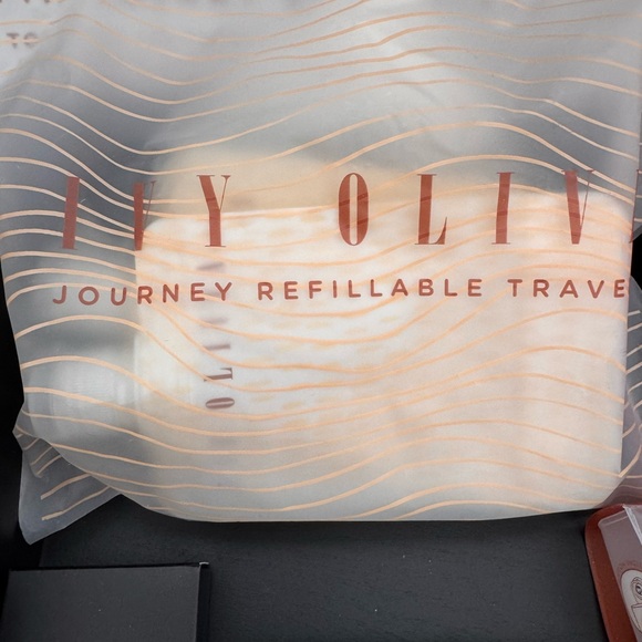 Assorted Beauty and Skincare Set with Pink Makeup Bag - Picture 10 of 12